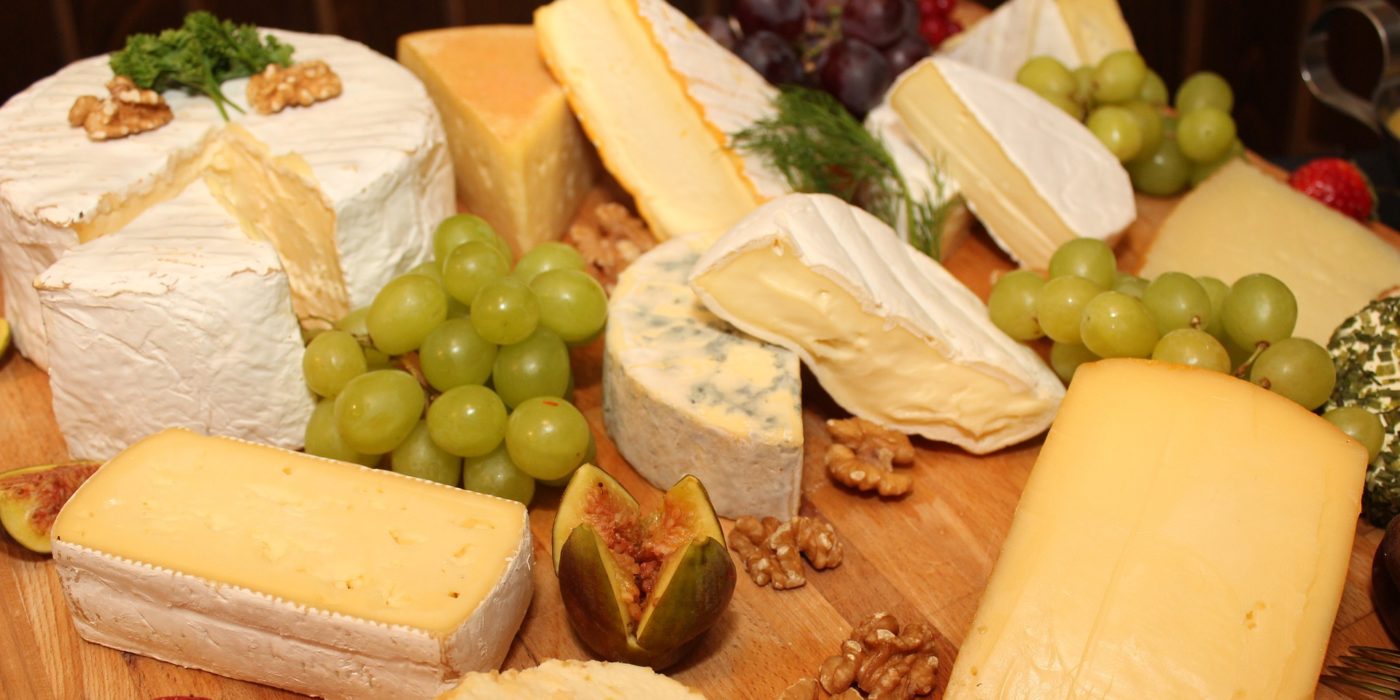 Sabores autênticos e irresistíveis, diretamente da nossa seleção de queijos.